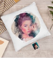 BK Gift Kişiye Özel Suluboya Beyaz Yastık, Suluboya Portresi, Arkadaşa Hediye, Sevgiliye Hediye, Ev Hediyesi