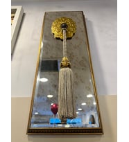 DEKORATİF PÜSKÜLLÜ DUVAR AYNASI