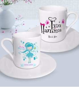 BK Gift Kişiye Özel Anneler Günü Temalı Evin Perisi ve Evin Hanımı Tasarımlı İkili Türk Kahvesi Fincanı Seti-1 (Beyaz)