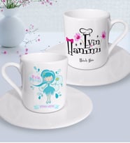 BK Gift Kişiye Özel Anneler Günü Temalı Evin Perisi ve Evin Hanımı Tasarımlı İkili Türk Kahvesi Fincanı Seti-1 (Beyaz)
