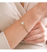 Altın Yonca Model Balık Sırtı Bileklik (Gold)