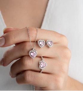 925 Ayar Gümüş Pembe Kalpli Takı Seti