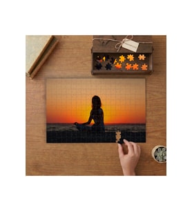 Gün Batımında Yoga Yapan Kadın Tasarımı 240 parça Ahşap Puzzle Ahşap Kutuda MP00002