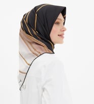 Armine Sport twill (tivil) Nostalji Desen Eşarp Siyah Gold Ekru Vizon (Siyah - Beyaz)