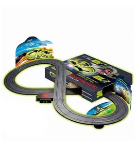 Slot Track Karanlıkta Parlayan Arabalı Yarış Pisti – 266 cm Dev Parkur