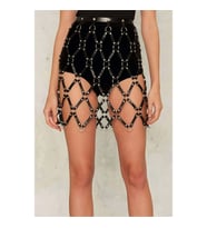 Kare Detaylı Şık Deri Harness Etek (Siyah)