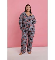 Giyim Kadın Büyük Beden Somon Yaprak Desenli Düğmeli Pijama Takımı