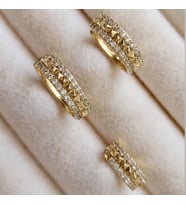 Lente Aksesuar Kadın Gold Zirkon Taşlı Piramit Dokulu Halka Küpe Kombini (Altın)