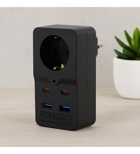 Termal Akım Korumalı Duvar Prizi - 1 Priz, 2xUSB, 2xType-C (10A/2500W) Siyah