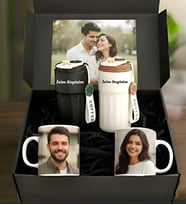 Kişiye Özel İsimli Termos ve Fotoğraflı Kupa Hediye Seti (4'lü) - Çiftlere Özel Kahve Keyfi Kutusu 2 adet kişiye özel termos (mug) ve 2 adet fotoğraflı kupa içeren hediye kutusu