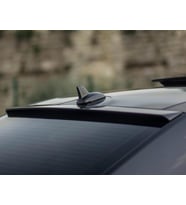 Mercedes W 212 E Class Cam Üstü Piano Black Spoiler