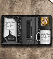 Babalar Gününe Özel Cam Plaket & Defter & Deri Kılıflı Touch Pen Kalem & Kupa & Çerçeve Hediye Seti