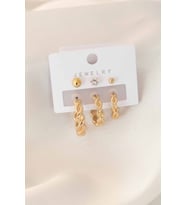 Gold Renk Sarmal Halka Zirkon Taş Detay Kadın Küpe Seti (Altın)
