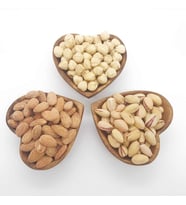 3'lü Karışık Kuruyemiş ( Fındık + Badem + Siirt Fıstığı ) 1500 Gram