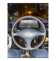 DİKİŞLİ DİREKSİYON KILIFI DAMARLI DERİ KIRMIZI DİKİŞLİ TOYOTA COROLLA 98 KASA İÇİN