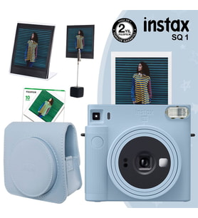 Instax SQ1 Buz Mavi Fotoğraf Makinesi 10lu Kare Film Deri Kılıf Pleksi Çerçeve ve Kıskaçlı Stand
