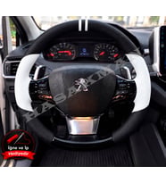 Peugeot 208 Dikme Direksiyon Kılıfı Delikli Deri Parlak Siyah Beyaz Detay Çift Yüzük ve Dikiş 2019-2023
