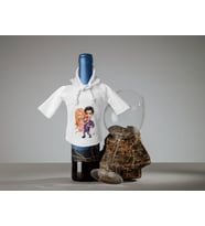BK Gift Kişiye Özel Sevgililer Karikatürlü Mini Beyaz İçki Şişesi Tişörtü , Ev Bar Dekoru, Viski, Şarap, Votka, Rakı Şişesi Tişörtü, Ev Barı-13