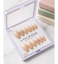 Louésse Golden Veil Takma Tırnak Seti 12’li Nude Altın Detaylı Taşlı Premium Şık Model