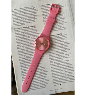 UNİSEX PEMBE SİLİKON TAKVİMLİ HEDİYELİK KOL SAATİ