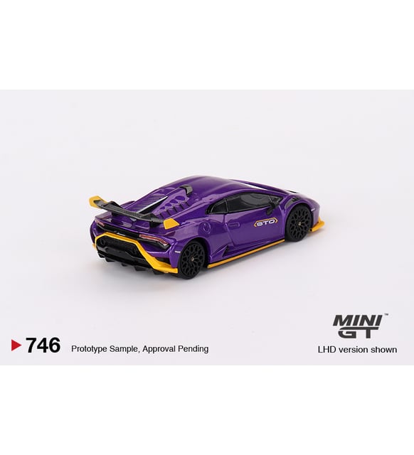 Mini GT 746 Lamborghini Huracan STO