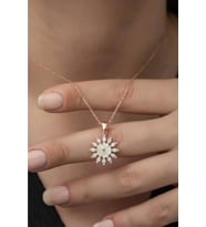 925 Ayar Gümüş Manolya Çiçeği Rose Kolye