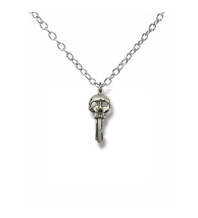 Kurukafa Anahtarlık Figürlü Kolye  Metal Gotik Unisex Kolye – 60 cm Zincir (Gümüş)