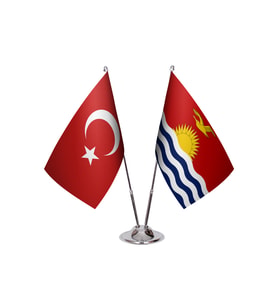 Kiribati İkili Masa Bayrağı