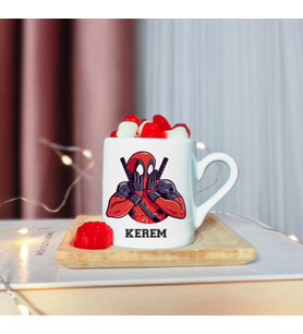 Deadpool Tasarımlı Ahşap Tabaklı Kişiye Özel Türk Kahvesi Fincanı