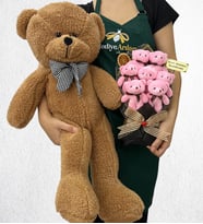 Büyük Boy Kahverengi Peluş Ayıcık ve Kişiye Özel 7'li Peluş Ayıcık Buketi (Model 4)