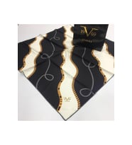 Zincirli Desen Black Seri Twill Eşarp Eşarp Askısı ile Birlikte 90x90 cm Krem Ma