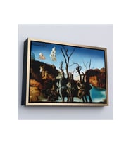 Çerçeveli Salvador Dali - Filleri Yansıtan Kuğular Tablo - Swans Reflecting Elephants-7118