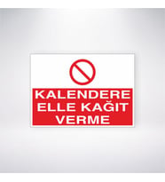 Kalendere Elle Kağıt Verme