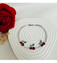 Pinterest Bileklik Kirazlı Yonca Su Yolu Zirkon Gold Gümüş Sevgiliye Kız Arkadaşa Hediye Yılbaşı Yıldönümü (Beyaz Gümüş)