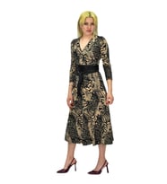 Kadın Viskon Leopar Desenli  V Yaka Elbise BGL-ST03536 (Camel)