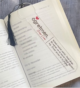 Öğretmene Hediye Şeffaf İsimli Kitap Ayracı