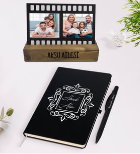 BK Gift Kişiye Özel 2 Fotoğraflı Film Şeridi Dekoratif Ahşap Stand ve Siyah Defter Kalem Hediye Seti