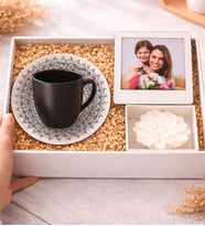 Kadınlara Özel Fotoğraflı Çerçeve Mum Ve Kahve Fincanı Seti