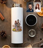 Kişiye Özel Karikatürlü Orta Dünya Sevgililer Filtreli Dijital Göstergeli Termos Sevgililer Günü Hediyesi