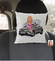BK Gift Kişiye Özel Plakalı Kadın Toyota C-HR Karikatürlü Kare Araç Koltuk Yastığı-1
