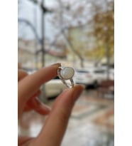 Gümüş 10x8 mm sedef taşlı yüzük