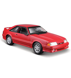 Maisto 1:24 1993 Ford Mustang SVT Cobra Model Araba 32906