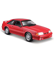 Maisto 1:24 1993 Ford Mustang SVT Cobra Model Araba 32906