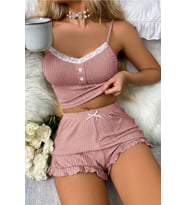 Merry See Dantelli Askılı Crop Üst ve Fırfır Paça Mini Şortlu Pijama Takım