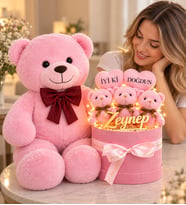 Kişiye Özel İyi ki Doğdun Tasarımlı,Pleksi İsimli,Peluş Buketi Ve 80 Cm Peluş Ayıcık