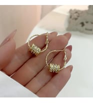 Altın Renk Hoop Zircon Küpe