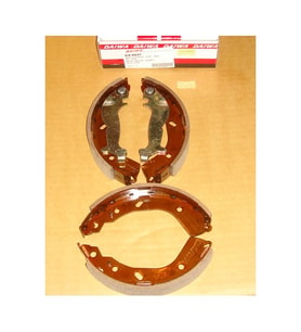 HYUNDAI GETZ- 03/05; ARKA FREN PABUCU (ABS SİZ)(90X30) (DAIWA) 583051CA10 617-6360