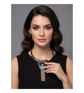Modern Püsküllü Kadın Kolye – Gümüş Renk Çelik Şık Tasarım Choker Kolye