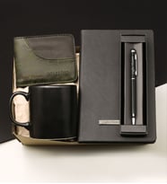 Kişiye Özel Siyah Defter & Kişiye Özel Metal Touchpen Kalem & Kişiye Özel Erkek Cüzdan & Kupa Bardak Hediye Seti
