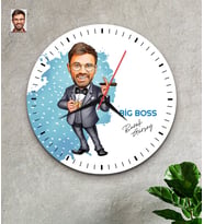 Kişiye Özel Karikatürlü Big Boss - Patron Ahşap Duvar Saati 32 CM (Çok Renkli)